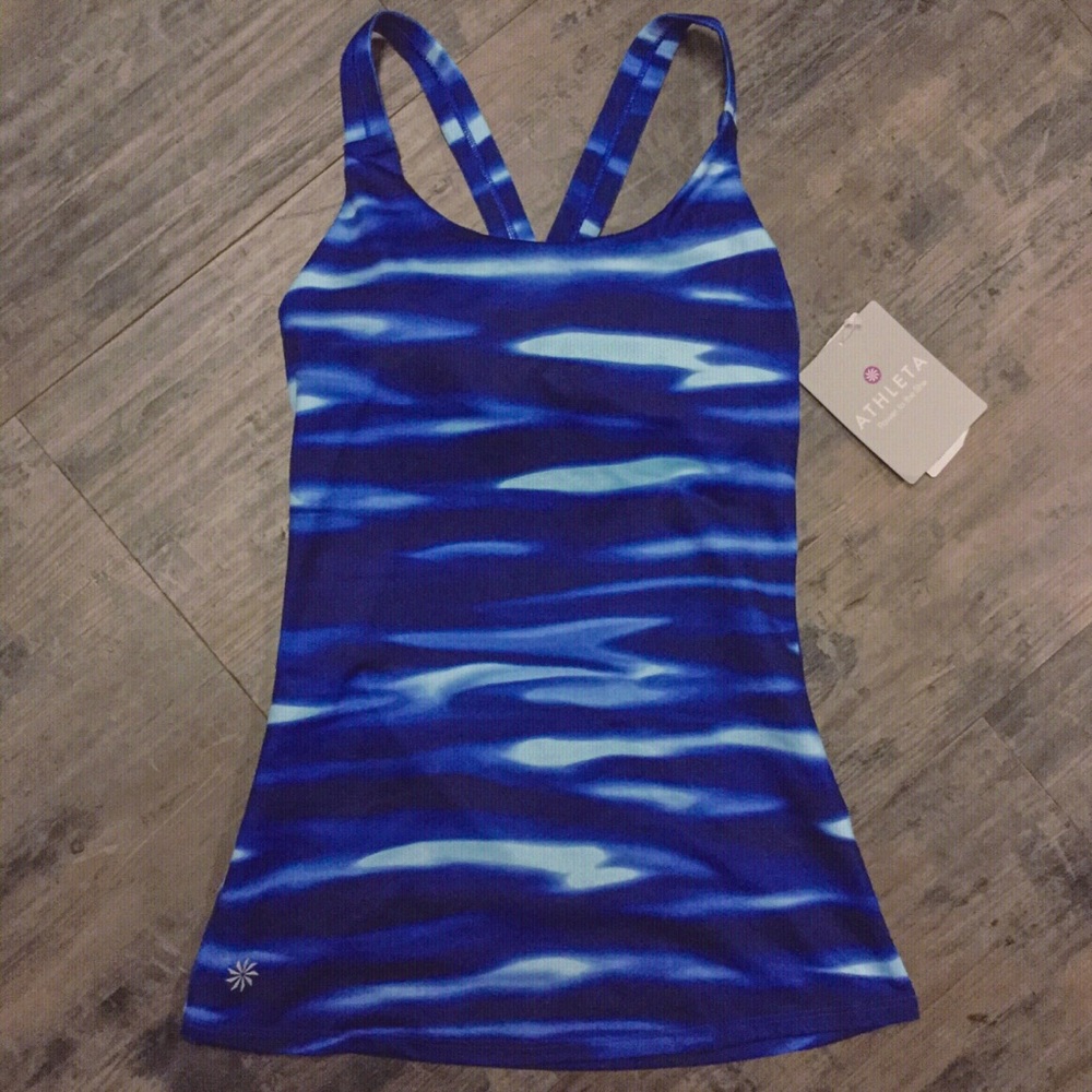 Athleta tank Size